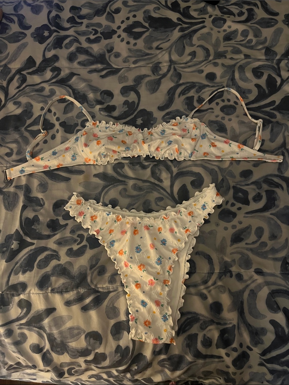 wild fable White Floral Ruffle Bikini with Multicolor Daisies
